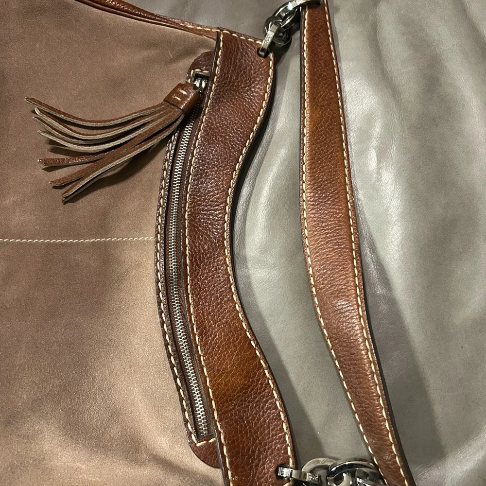 💥SOLD💥 Tod's Leather and Suede Shoulder Bag - Picture 12 of 15